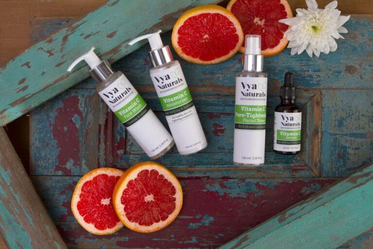 Exploring the Benefits of Organic Skincare Solutions